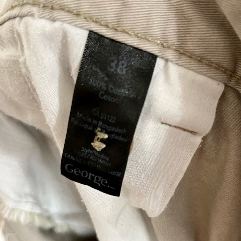 🌼3/$15 George Shorts - Picture 5 of 5